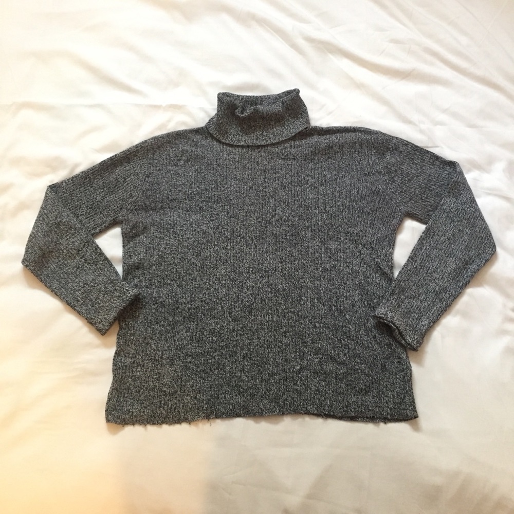 Cute pepper black grey long sleeve turtleneck